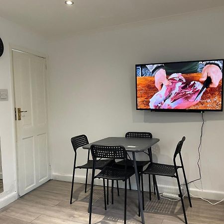 런던 Plough Way Flat 아파트 외부 사진